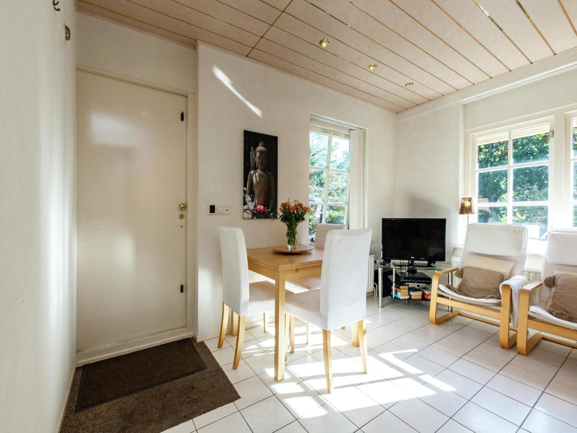 Quaint Apartment In Oostkapelle Zealand With Terrace Bagian luar foto