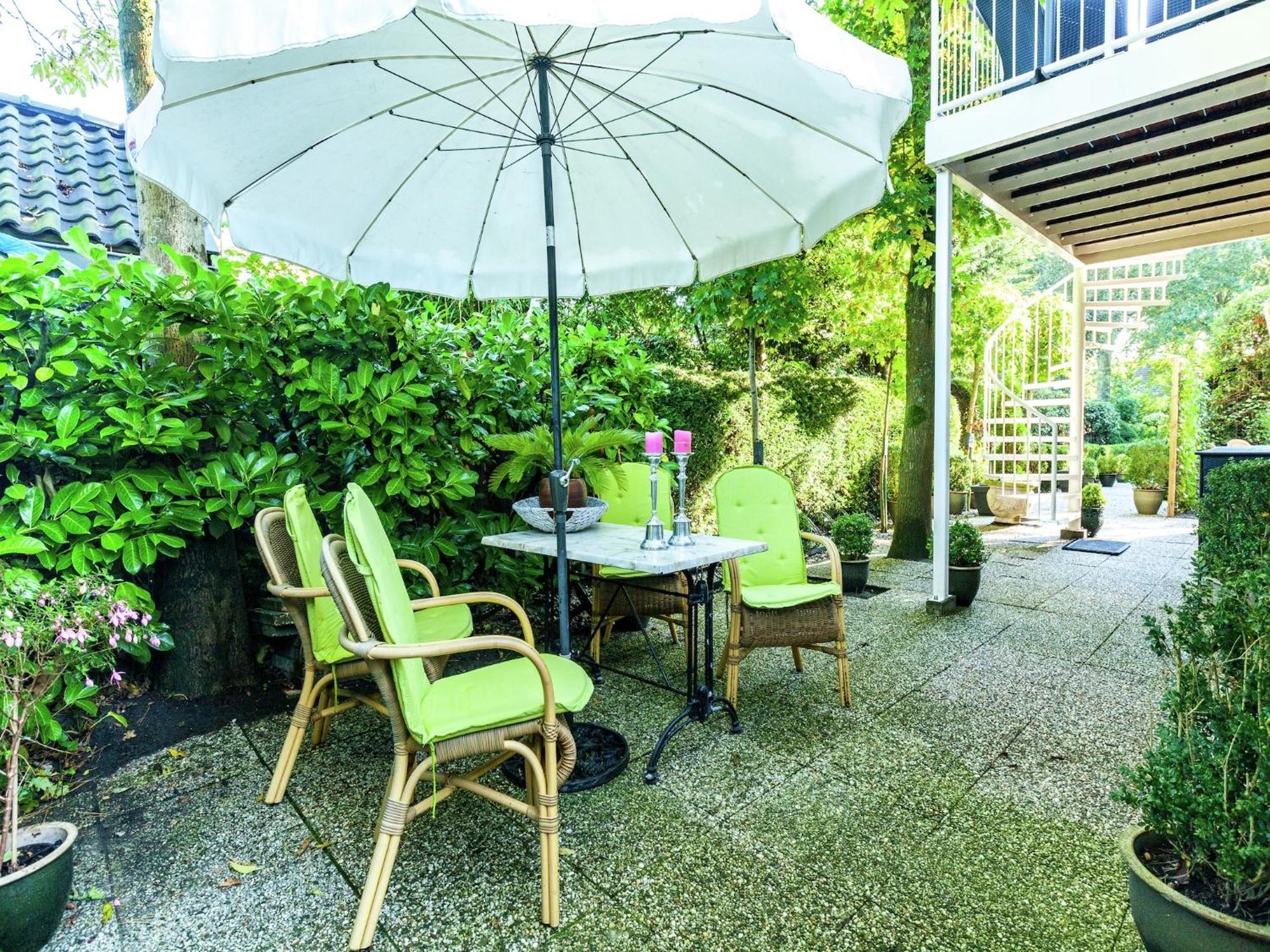 Quaint Apartment In Oostkapelle Zealand With Terrace Bagian luar foto